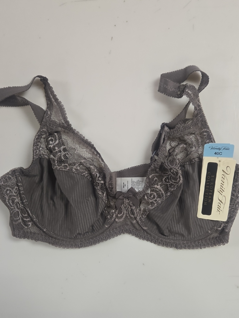 RARE Vanity Fair Gray Lace & Pinstripe Underwire Bra - 40C
